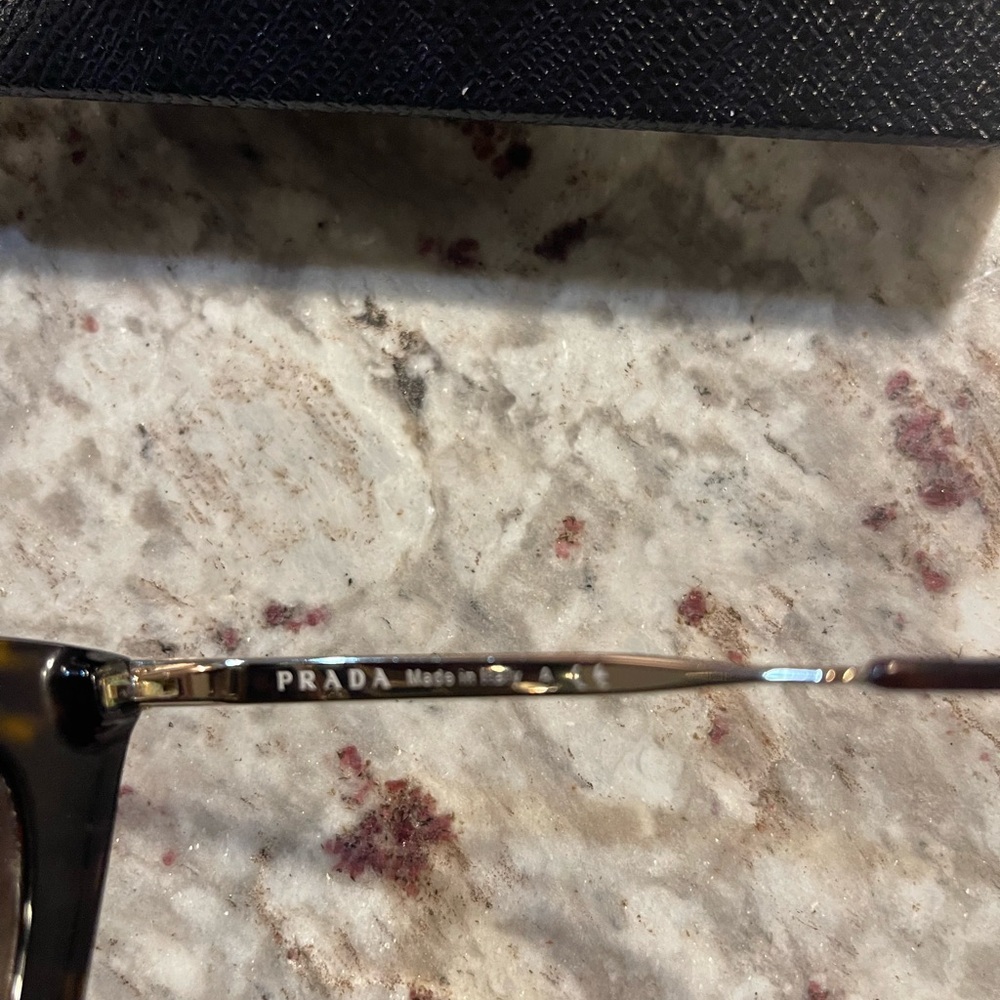 Prada Black and Brown Havana Sunglasses - Picture 9 of 10